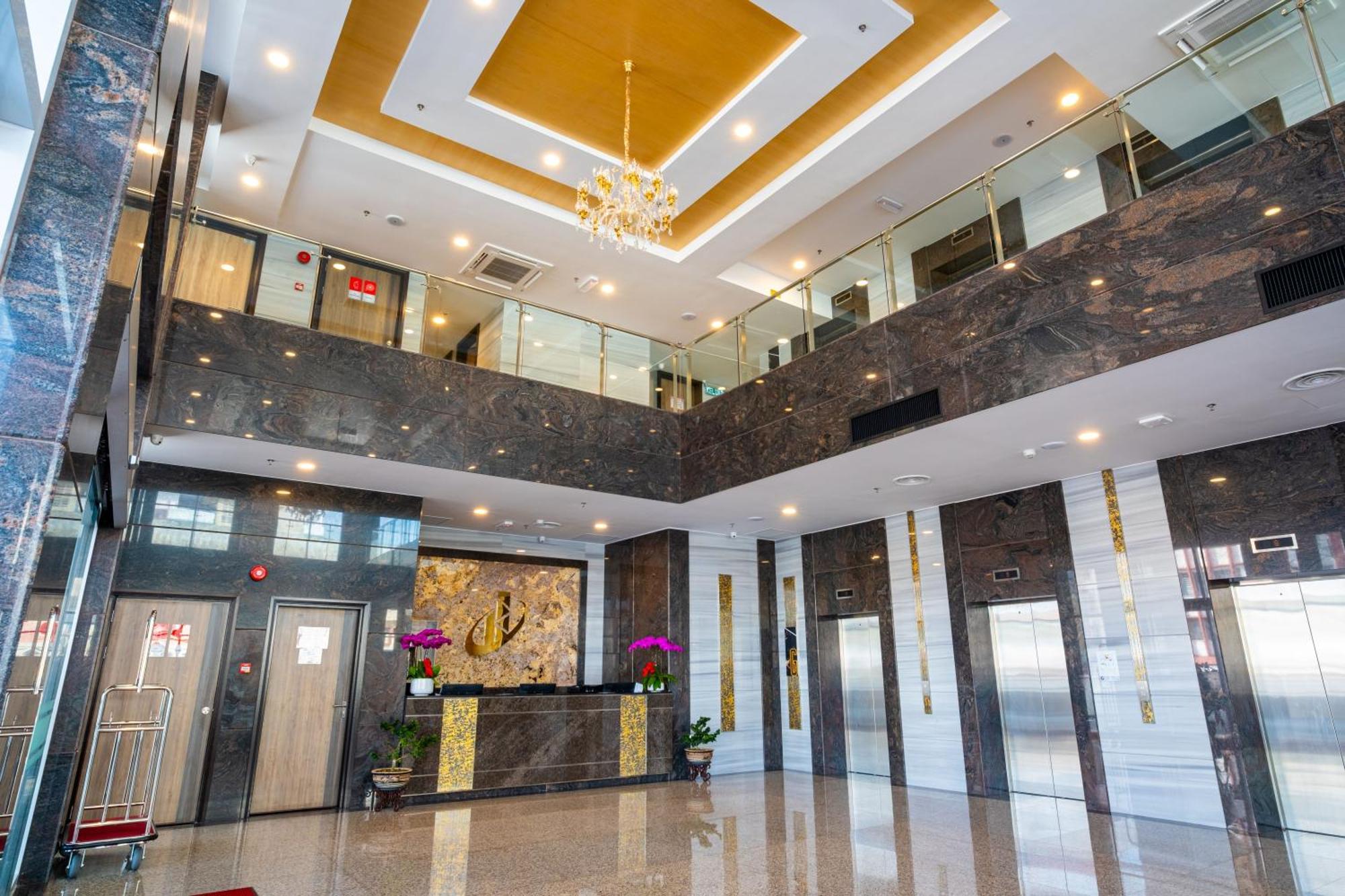 City Rise Hotel Miri Exteriör bild